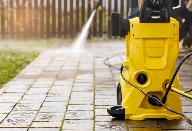 Professional Pressure Washing Services in Toluca, IL